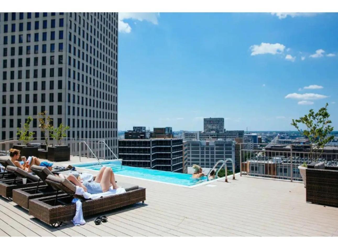 Amazing Condos Beautiful View 2 Blocks To French Quarter, Small Rooftop Pool, Gym, Seanger Theater, Super Dome, And Bourbon St New Orleans  Kültér fotó