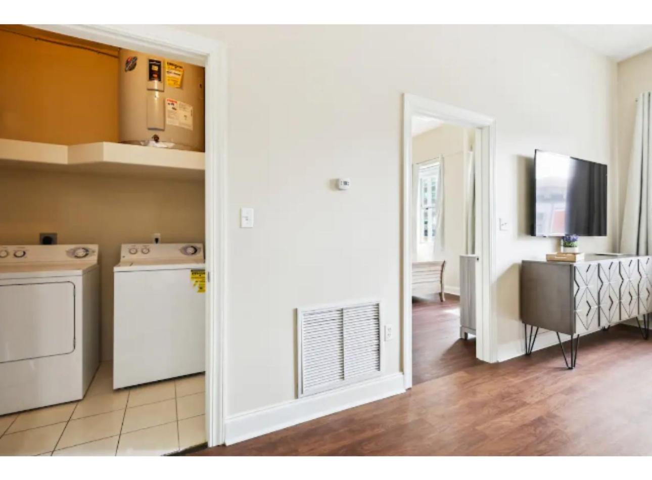 Amazing Condos Beautiful View 2 Blocks To French Quarter, Small Rooftop Pool, Gym, Seanger Theater, Super Dome, And Bourbon St New Orleans  Szoba fotó