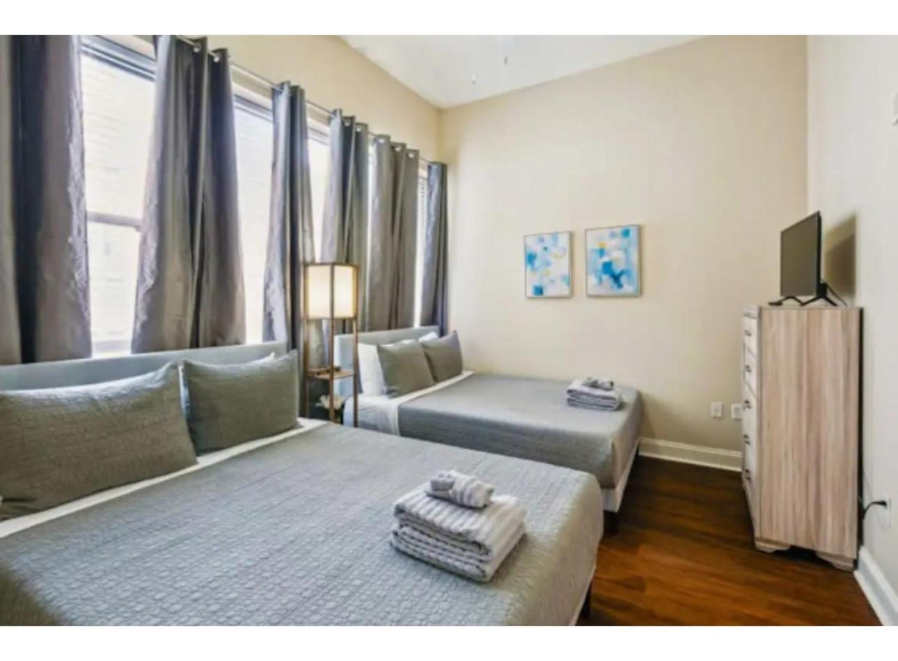 Amazing Condos Beautiful View 2 Blocks To French Quarter, Small Rooftop Pool, Gym, Seanger Theater, Super Dome, And Bourbon St New Orleans  Szoba fotó