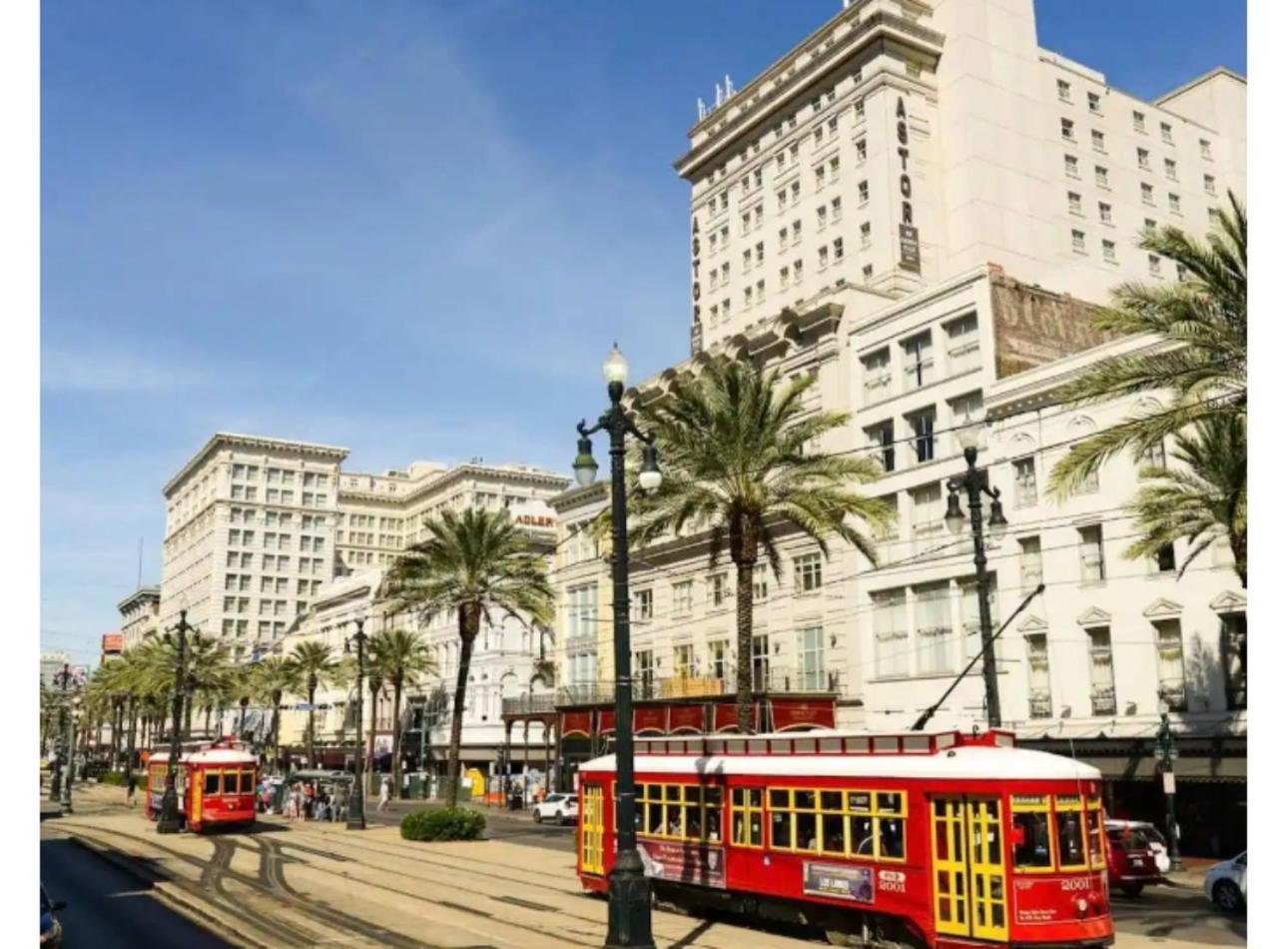Amazing Condos Beautiful View 2 Blocks To French Quarter, Small Rooftop Pool, Gym, Seanger Theater, Super Dome, And Bourbon St New Orleans  Kültér fotó